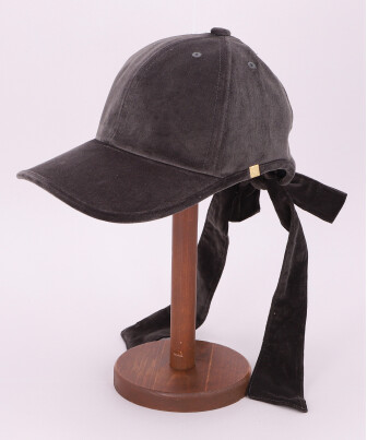 CHARCOAL GRAY